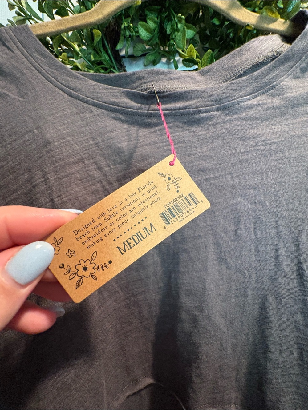 NWT Natural Life Cropped Raw Hem Long Sleeve Super Soft Tee Sz M Neutral Basic - Picture 4 of 5